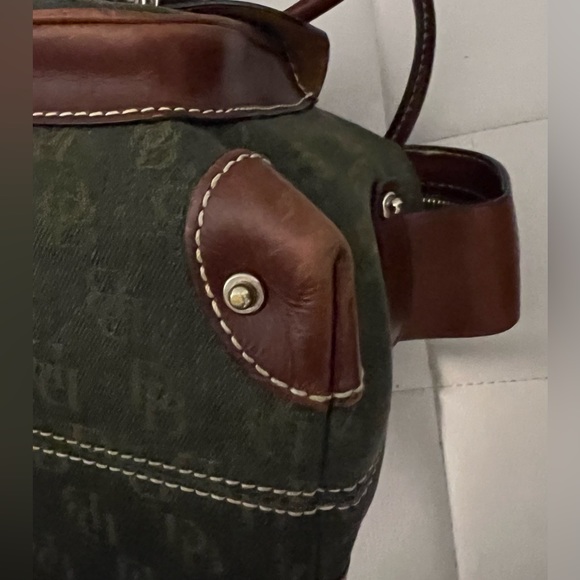 Dooney Bourke Handbag: Canvas Shoulder Purse brown leather satchel f key chain - Picture 11 of 13